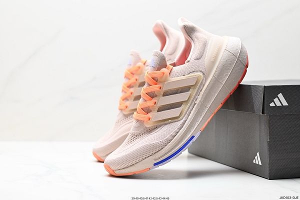 Adidas ULTRABOOST LIGHT 2024新款男女鞋 輕彈系列低幫襪套式針織透氣緩震休閒運動慢跑鞋