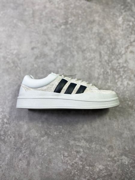 Bad Bunny x Adidas Originals Forum Low 全新男女款壞痞兔聯名低幫休閒板鞋