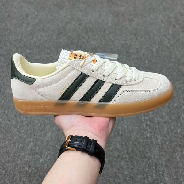 Adidas originals Gazelle Indoor 2024最新低幫米白綠色 T頭鞋防滑耐磨輕便低邦板鞋男女同款