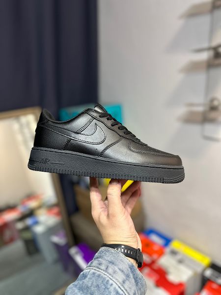 Nike Air Force 1'07 Low 全黑武士 情侶款低幫休閒板鞋