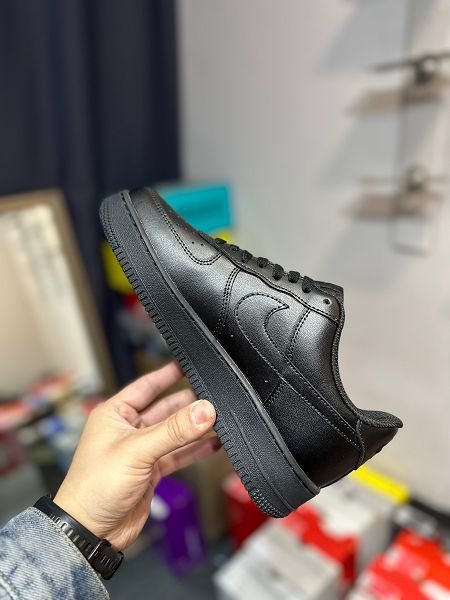 Nike Air Force 1'07 Low 全黑武士 情侶款低幫休閒板鞋