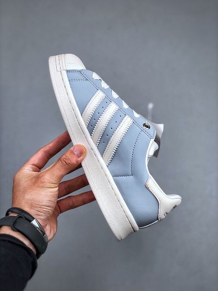 Adidas Originals Superstar 2024新款女鞋 貝殼頭休閒板鞋