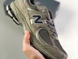 NB2002 balance 2002系列軍綠色 情侶鞋 跑步鞋 